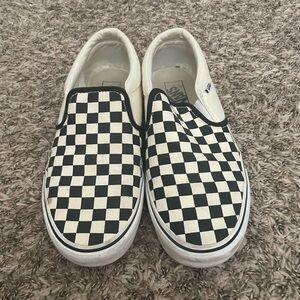 black checkered vans